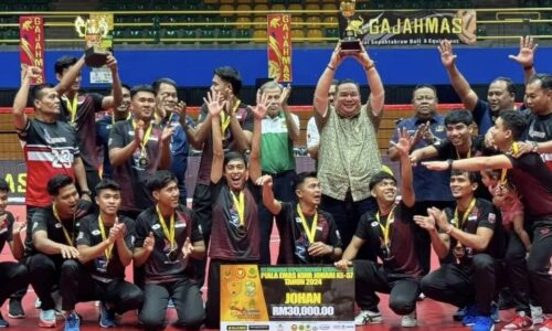 Melaka tamatkan kemarau 35 tahun, muncul johan Piala Emas Khir Johari