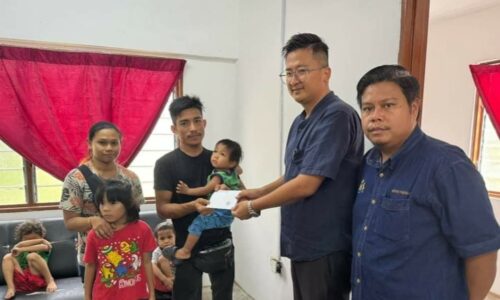 Lapan sekeluarga tinggal sehelai sepinggang dapat perhatian