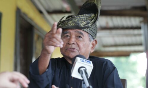 Terbit buku pantun untuk rujukan generasi baharu