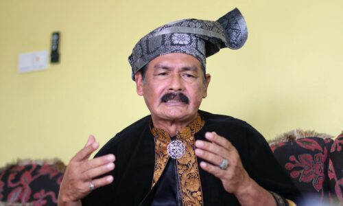Merakyatkan kembali tradisi berpantun di Melaka