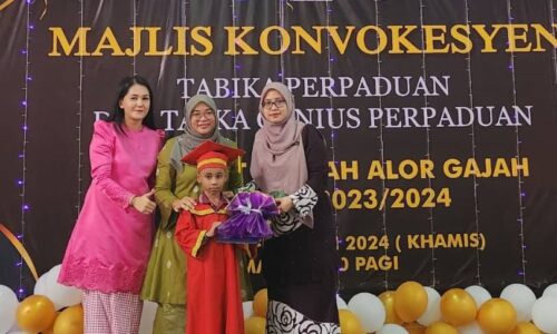 160 graduan cilik Alor Gajah diraikan