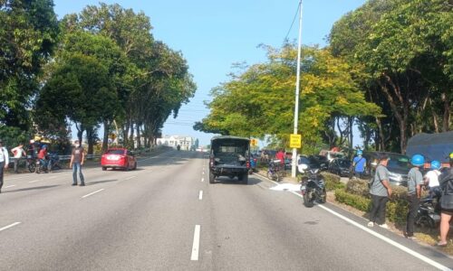 Pesara maut motosikal dirempuh kereta