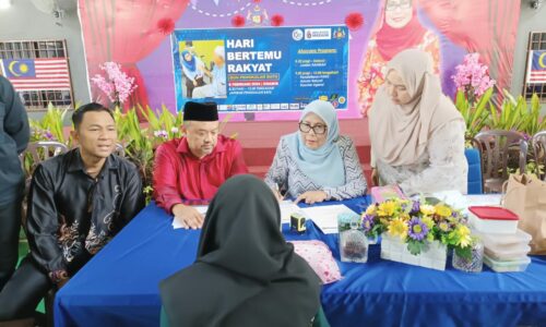 Kak Som santuni 3,000 warga Pengkalan Batu