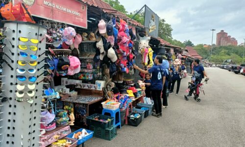 Cuti umum 20 Februari buka pintu rezeki untuk peniaga