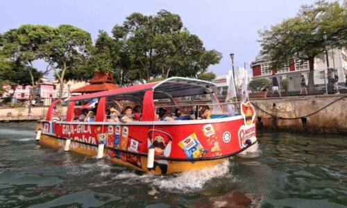 15 bot percuma di Sungai Melaka