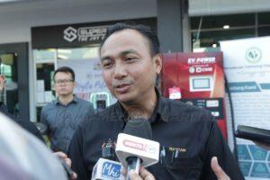 Photo 6240101424390322177 Y