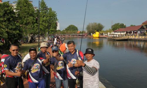 1,500 kaki pancing serbu Sungai Melaka