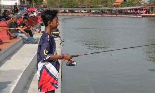 Si cilik cuba nasib mahu menang RM30,000