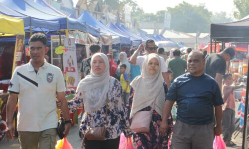 Evolusi Bazar Ramadan Masjid Tanah