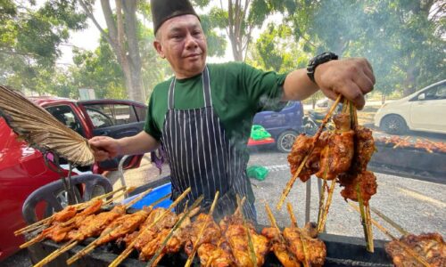 Harga ayam percik kekal macam biasa