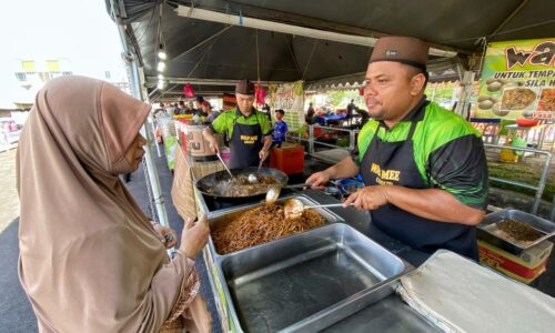 Aneka makanan bergoreng serendah RM3