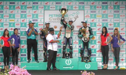 Litar lumba sukan permotoran di Jasin