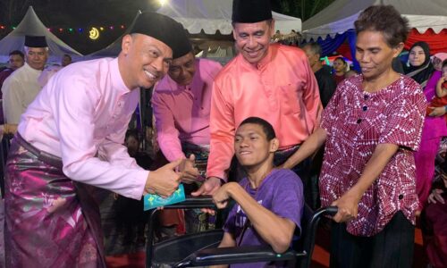 Bas percuma bawa penduduk ke Rumah Terbuka Aidilfitri Asahan