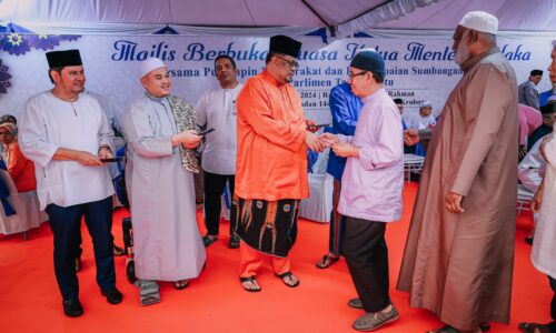 Ab Rauf tak jemu santuni rakyat