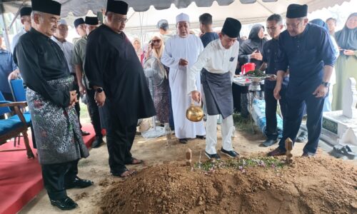 Allahyarham Zaidi selamat dikebumi di kampung halaman