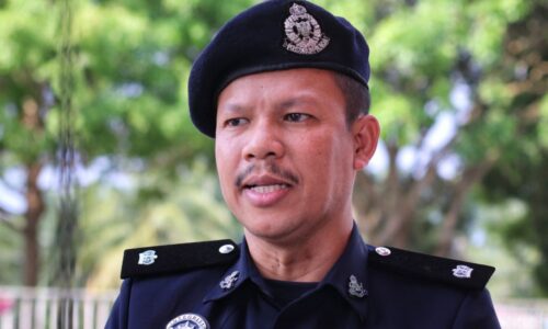 Simbah sambal tumis sebelum samun warga emas