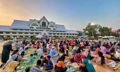 Lebih 2,000 meriahkan iftar santai MBMB