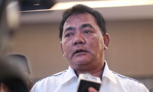 51 pelajar kolej keracunan makanan, 7 kafe diarah tutup