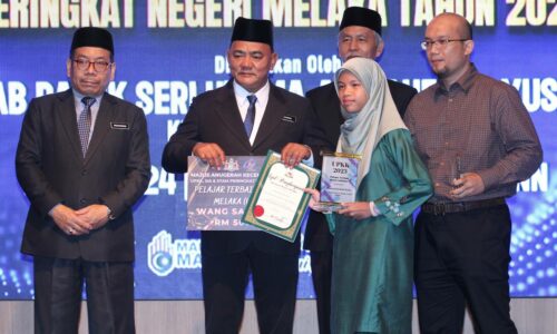 Sekolah agama daerah Alor Gajah kekal cemerlang