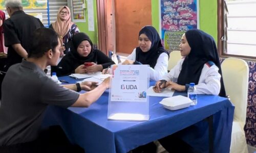 Dari Segamat ke Melaka cari kerja