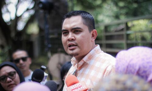 Jailani diminta bersedia bayar RM100 juta – Dr. Muhamad Akmal