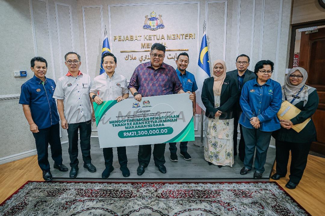 Fec36f09 Ff55 45a3 Bd7f 771b369583bc