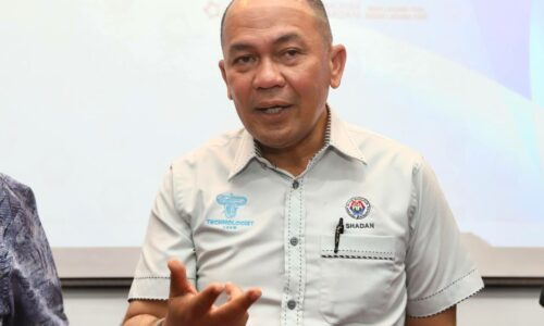 TREK MONOREL JADI LALUAN PEJALAN KAKI