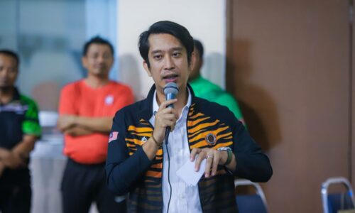 ‘HIDUPKAN SEMULA’ FASILITI SUKAN KOMUNITI