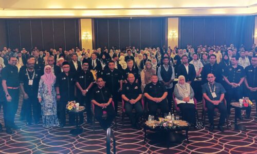 ‘JANGAN BERGANTUNG HASIL KUTIPAN CUKAI SEBAGAI SUMBER PENDAPATAN’