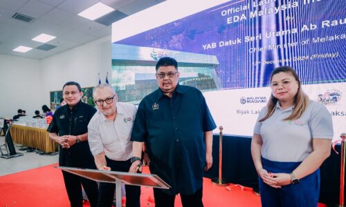 SYARIKAT ITALI KEDUA PILIH MELAKA SEBAGAI DESTINASI PELABURAN