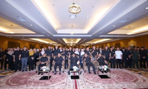 PASTIKAN INISIATIF BAJET 2025 MELAKA SAMPAI KEPADA RAKYAT – KM