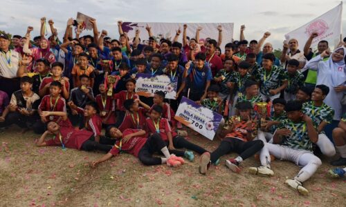 1,400 MERIAHKAN KEJOHANAN PIALA KETUA MENTERI, PIALA DATIN SERI UTAMA ZURIYAH