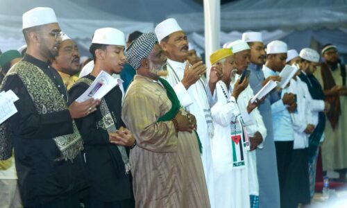 MAIM ANJUR QIYAMUNNAHAR RAMADAN BERSAMA MUALAF