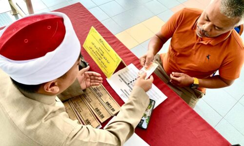 BAYAR ZAKAT BERSEMUKA MASIH JADI PILIHAN