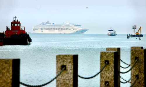 MELAKA BAKAL TERIMA LEBIH 300,000 PENUMPANG KAPAL PERSIARAN