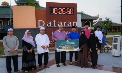 MELAKA SUMBANG RM300,000 UNTUK INSTITUSI PENDIDIKAN ISLAM SWASTA