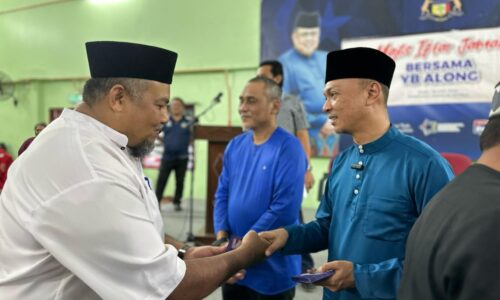 ‘YB ALONG’ RAI 200 PEMIMPIN MASYARAKAT, MEDIA PADA IFTAR JAMAIE
