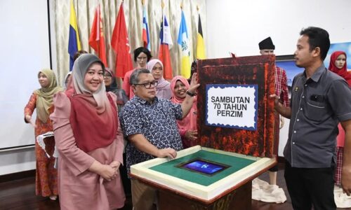 TUJUH DEKAD PERZIM LESTARI WARISAN, PERKUKUH IDENTITI BANGSA