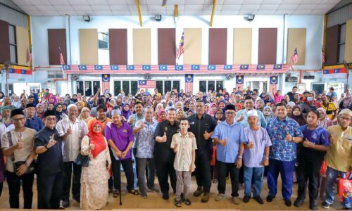 SINAR AIDILFITRI BUAT 264 WARGA PAYA RUMPUT, SUNGAI UDANG
