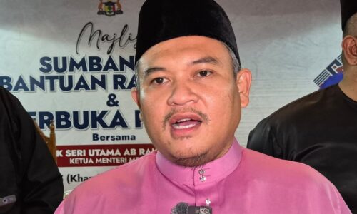 PINTU MASUK MELAKA LEBIH INDAH, CERIA SEMPENA AIDILFITRI