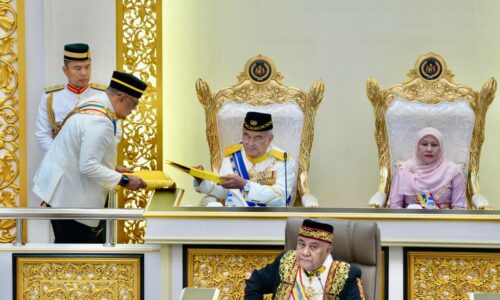 MELAKA BERSEDIA HADAPI CABARAN EKONOMI SUSULAN TARIF BAHARU AS