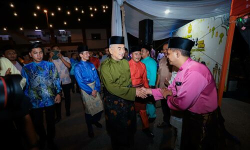 TYT HADIR MERIAHKAN RUMAH TERBUKA AIDILFITRI BOMBA MELAKA