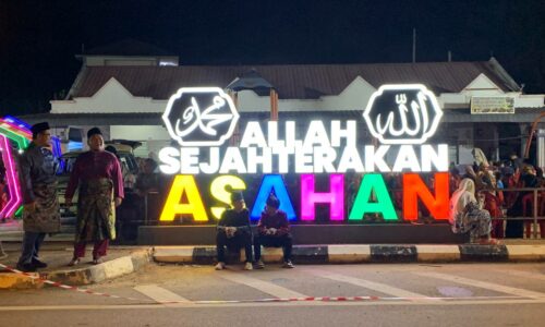 KETENGAH BUDAYA REWANG DI RUMAH TERBUKA AIDILFITRI DUN ASAHAN