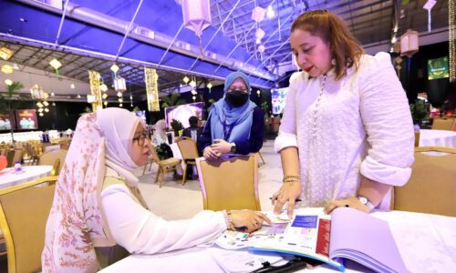 JUADAH TRADISI MALAYSIA JAMU PENGUNJUNG SAMBUTAN AIDILFITRI MADANI MELAKA 2025