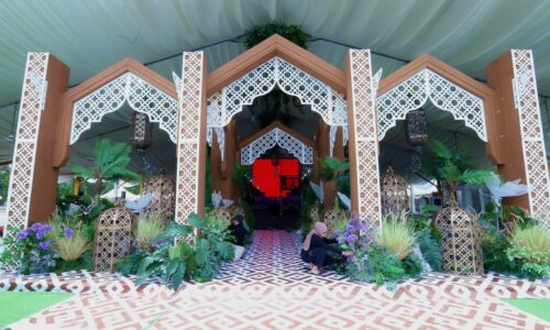 SAMBUTAN AIDILFITRI MADANI MELAKA BAWA KONSEP ‘RAINFOREST’, DEWAN 360 DARJAH