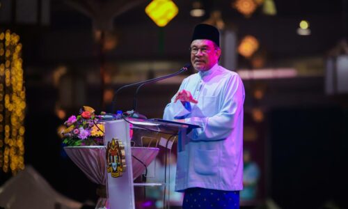 MELAKA NEGERI MEMBANGGAKAN TARIK PELABUR – PM