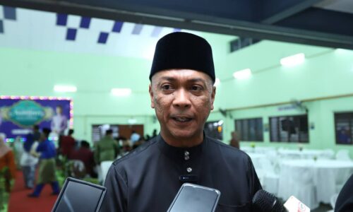 KEMPEN INTERNET SELAMAT DI SEKOLAH DIJANGKA BERMULA MEI INI