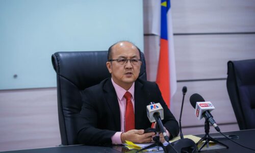 SISTEM MAKLUMAT HOSPITAL MELAKA DINAIK TARAF