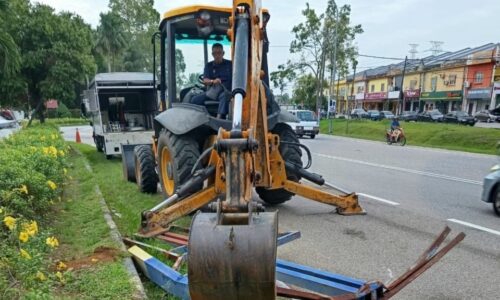 MPJ LUPUS PAPAN TANDA USANG, GIAT INDAHKAN JASIN