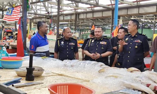 KPDN MELAKA KESAN 7 KESALAHAN TIDAK PAMER TANDA HARGA ‘PINK’